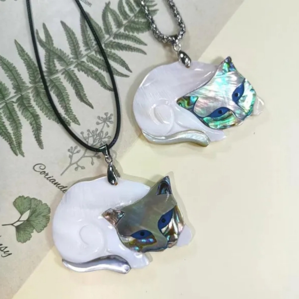 ⚠️1 Left! Natural White Abalone Shell Cat Necklace - Picture 3 of 5